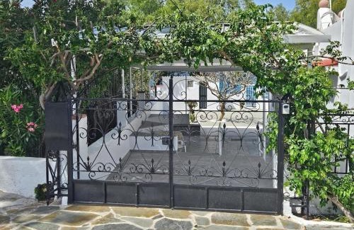 Psalidi House | Eva's Beachfront House