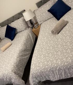 Gillingham Apartment | Evanelly lodge
