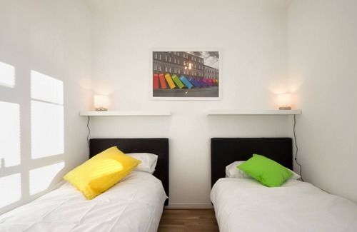 White City Apartment | Evans House