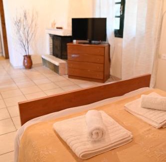 Agii Theodori Apartment | Evas Guesthouse