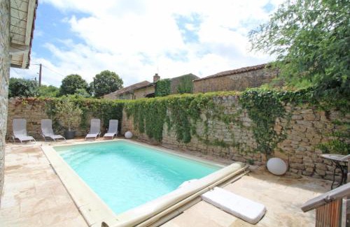 Chateauponsac House | Evasimone