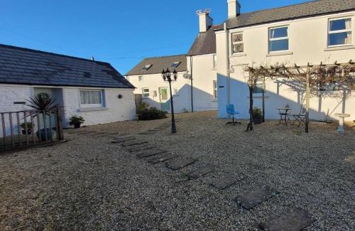 Kilgetty House | Evening Star Cottages