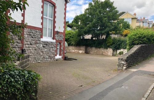 Torquay House | Everglades Hotel