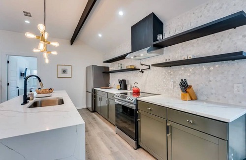 Colonial Homes Apartment | Evergreen Homes