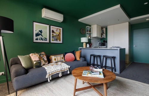 Collingwood Apartment | Evergreen Oasis Poolside Living on Stanley Street