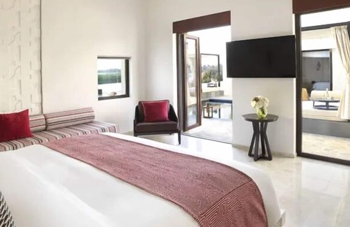 Salalah Hotel | Everything You Need For The Perfect Vacation!Beachfront 2BR Villa w/Private Pool
