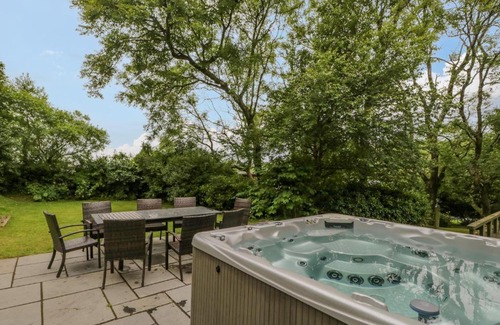 Newland Near Ulverston House | Ewedale Farm