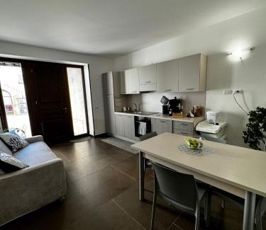 Avola House | Exagon House