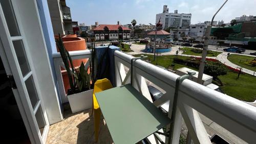 San Miguel Apartment | Excelente ubicación, vista al mar y parque media Luna