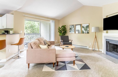 Tanasbourne Apartment | Excellent 2BR Apartment in Beaverton w/ Amenities