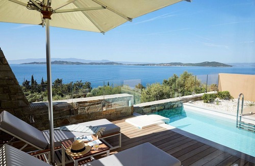 Ouranoupoli Villa | Excellent Halkidiki Villa | Residential Villa 1 | 2 Bedrooms | Stunning Sea.