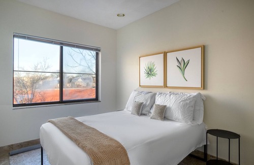 Somerville Apartment | Excellent Somerville 3BR w/W/D, near Union Square T Stop, by Blueground