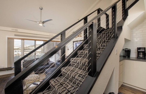 Winter Park Condo | Exceptional 3 bedroom sleeps 10 on Main St in downtown