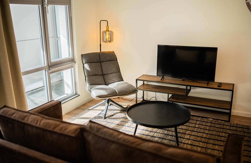 Kop van Zuid Apartment | Excited serviced studio 44m2 -PRH14E-