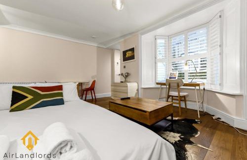 Dalston Apartment | Exclusive 1 bedroom House in Hackney