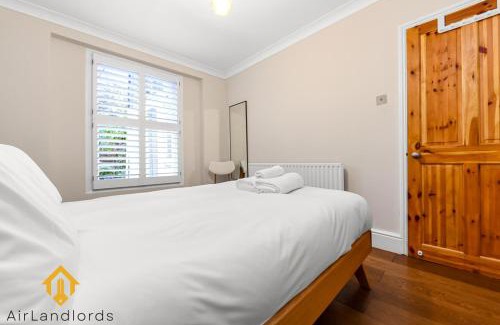 Dalston Apartment | Exclusive 1 bedroom House in Hackney
