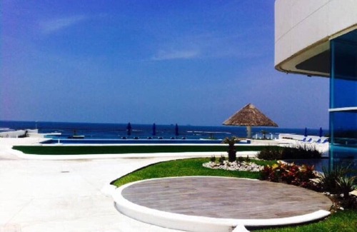 Boca del Rio Condo | Exclusive apartment with sea view