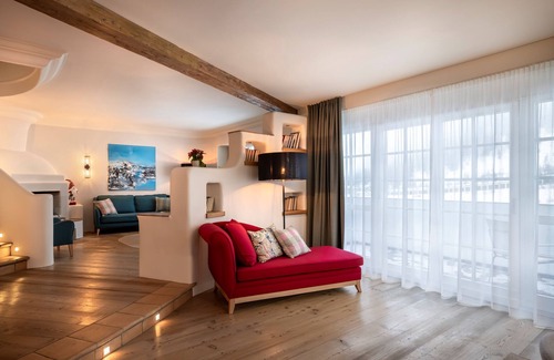Obertauern Ski Chalet | Exclusive chalet with direct access to ski slopes (ski in /ski out)