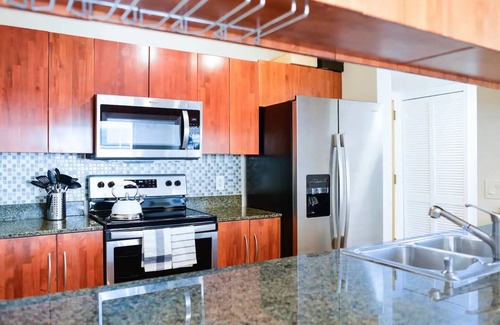 Brickell Apartment | Exclusive condo at Brickell with pool