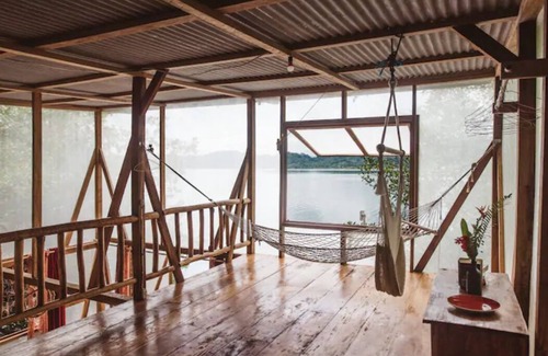Tierra Oscura House | Exclusive Jungle Retreat on Bioluminescent Lagoon