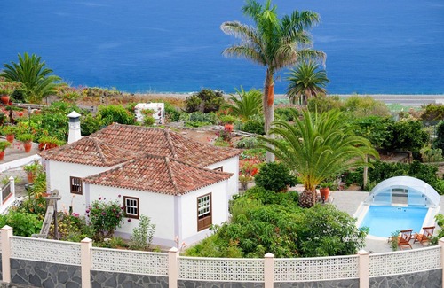 Villa de Mazo Cottage | Exclusive Rural House with private pool.