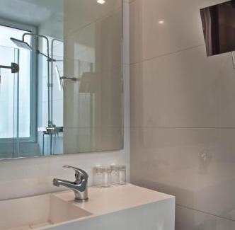 Quartier de la Porte-Saint-Denis Hotel | Exe Panorama