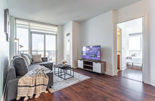 Downtown Mississauga Apartment | Executive 2BR-2Bath Condo, High Floor, Parking
