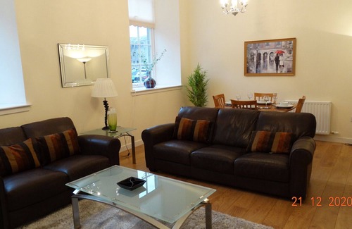 Aberdeen West End Apartment | Executive apartment, 2 bedrooms and 2 bathrooms., quiet but near city centre