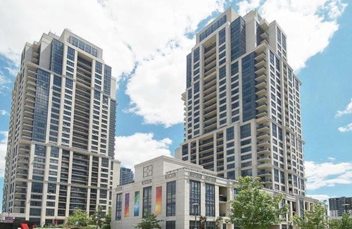 Etobicoke Apartment | Executive Condo
