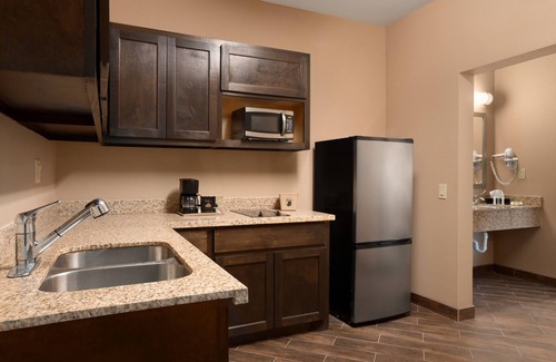 Floresville Hotel | Executive Inn and Suites