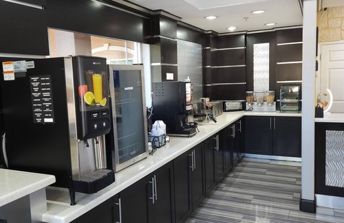 Tyler Hotel | Executive Inn and Suites Tyler