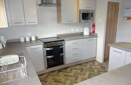 Tattershall Cabin | Executive Lodge with Hot Tub, 3 Bedrooms, 2 bathrooms at Tattershall Lakes