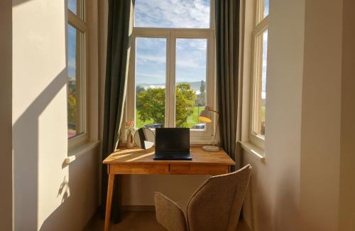 Bad Sooden-Allendorf Apartment | Exklusive Fewos - 6 SZ - 14 P - 2 Küchen - 4 Bäder - Mitten in Deutschland - Bahnhof & Altstadt fußläufig