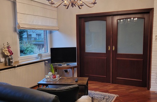 Huttenheim Apartment | Exklusives Flughafen-messe Apartment Nähe Düsseldorf