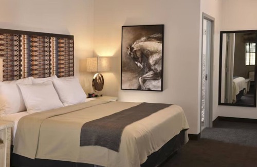 Broken Arrow Hotel | Expanded King Sofa in Stoney Creek! Living Area, Parking | 2 Units