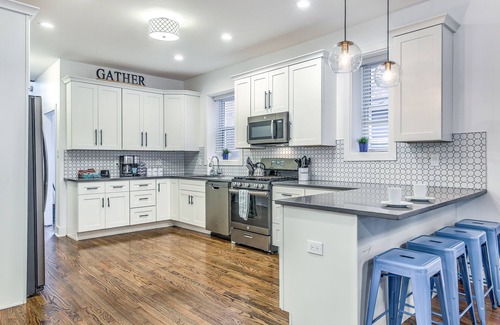 St. Louis House | Expansive Downtown Home | JZ Vacation Rentals