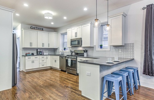 St. Louis House | Expansive Downtown Home | JZ Vacation Rentals
