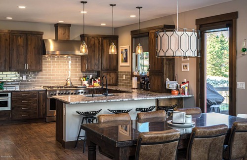 Tabernash House | Expansive views, luxury furnishings & a hot tub for easing weary muscles