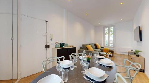 Victor Hugo District Apartment | expat renting - La Rotonde - Prestige - Netflix