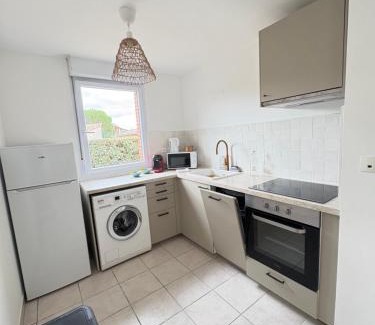 Fenouillet Apartment | expat renting - Le refuge Zen - Piscine
