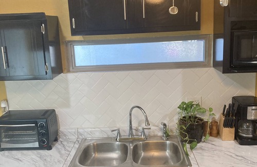 Alhambra Apartment | Experience Alhambra living near Grand Canyon University.