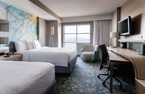 Emeryville Hotel | Experience an Intriguing Level of Hospitality! 3 Spacious Units near Fox Theater