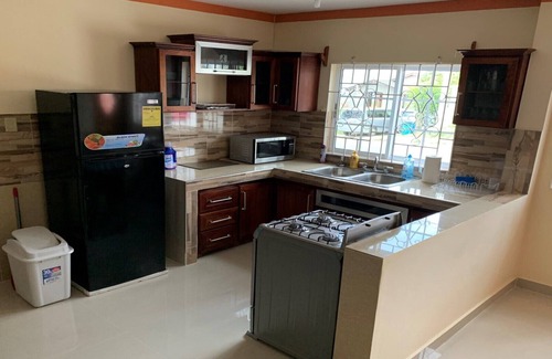 Rhyne Park Village House | Experience Jamaica the way you want to - 1 Bedroom apartment