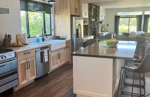 Healdsburg House | Experience Limerick Lane Cellars at our Vineyard Farmstay Retreat in Healdsburg