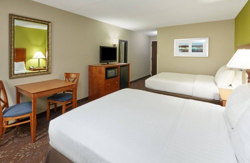Matteson House | Experience Matteson Like Never Before! Restaurant, Free Parking!