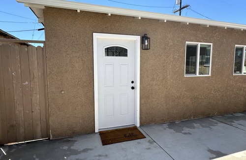 Sherman Oaks House | Experience Modern Comfort and Convenience in This Stylish Serene Home!