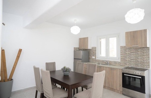 Plintri Apartment | Experience Mykonos Ruby Paradise with Shared Pool