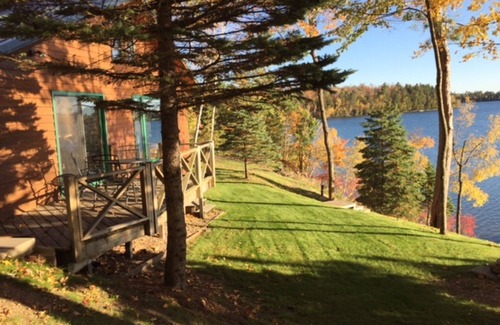 Hackensack House | Experience nature in this tranquil setting on 2.5 acers of lakefront property!