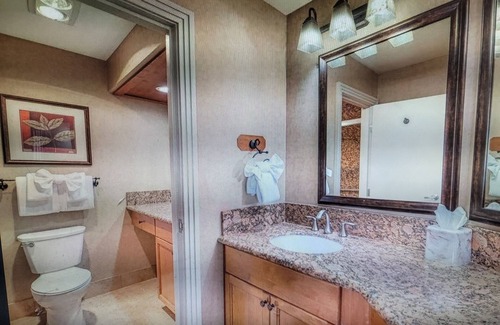 Tahoe Village Resort | Experience Tahoe's Ski Scene at Holiday Inn Club Vacations Tahoe Ridge Resort