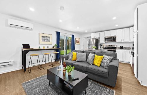 Phoenix Hill Apartment | Experience the Unique Re-Nu Shipping Container #5